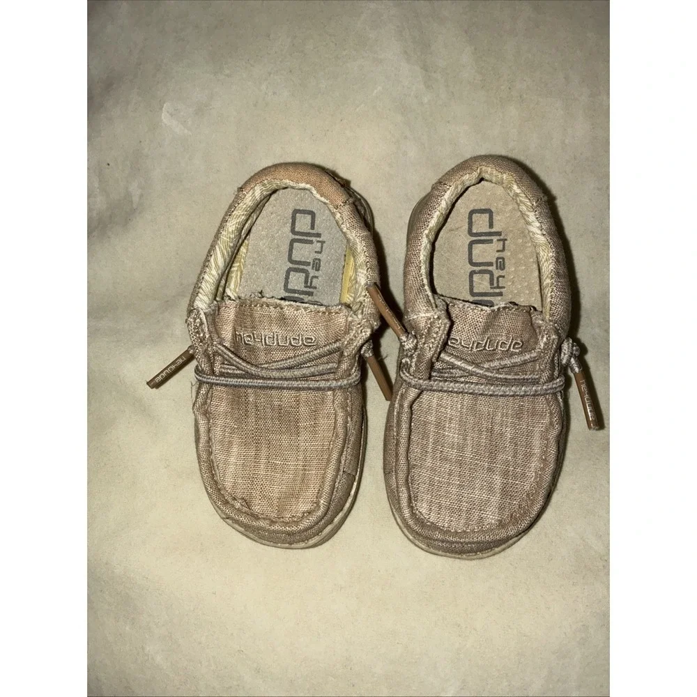 Hey Dude Toddler Boy Wally Linen Beige US K5 EU 21 Neutral Comfort Shoes